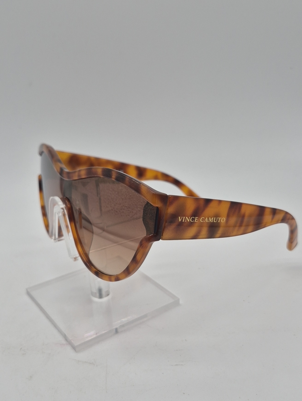 Vince Camuto Tortoiseshell Cat-Eye Sunglasses - Brown Gradient